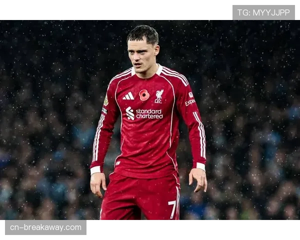 利物浦核心维尔茨赛前热身意外受伤，球队战术体系面临重大调整